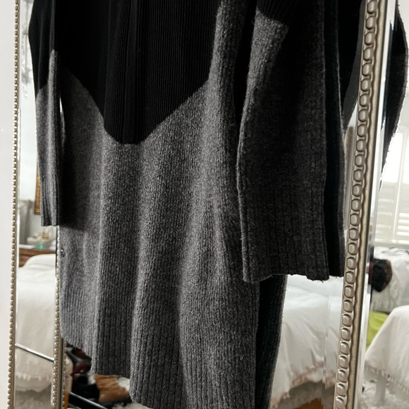 Lululemon dress - Picture 3 of 3